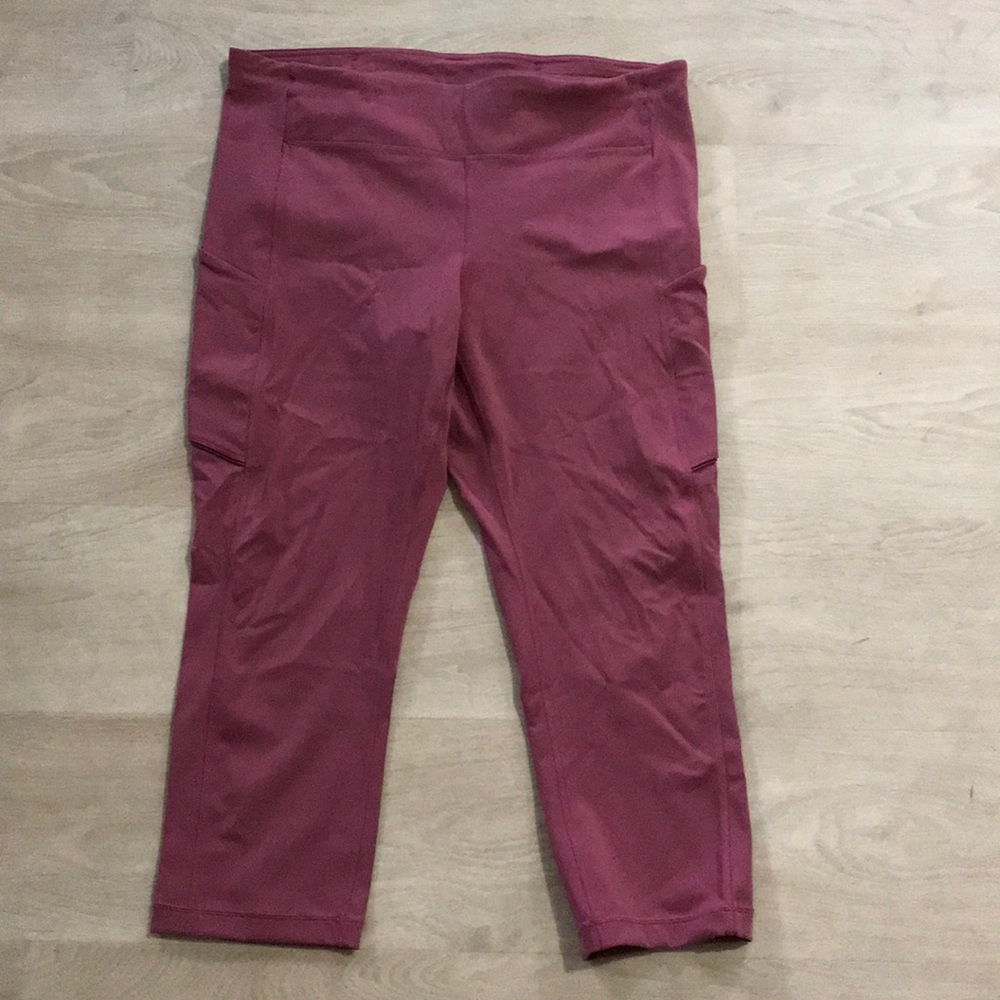 Lululemon capris